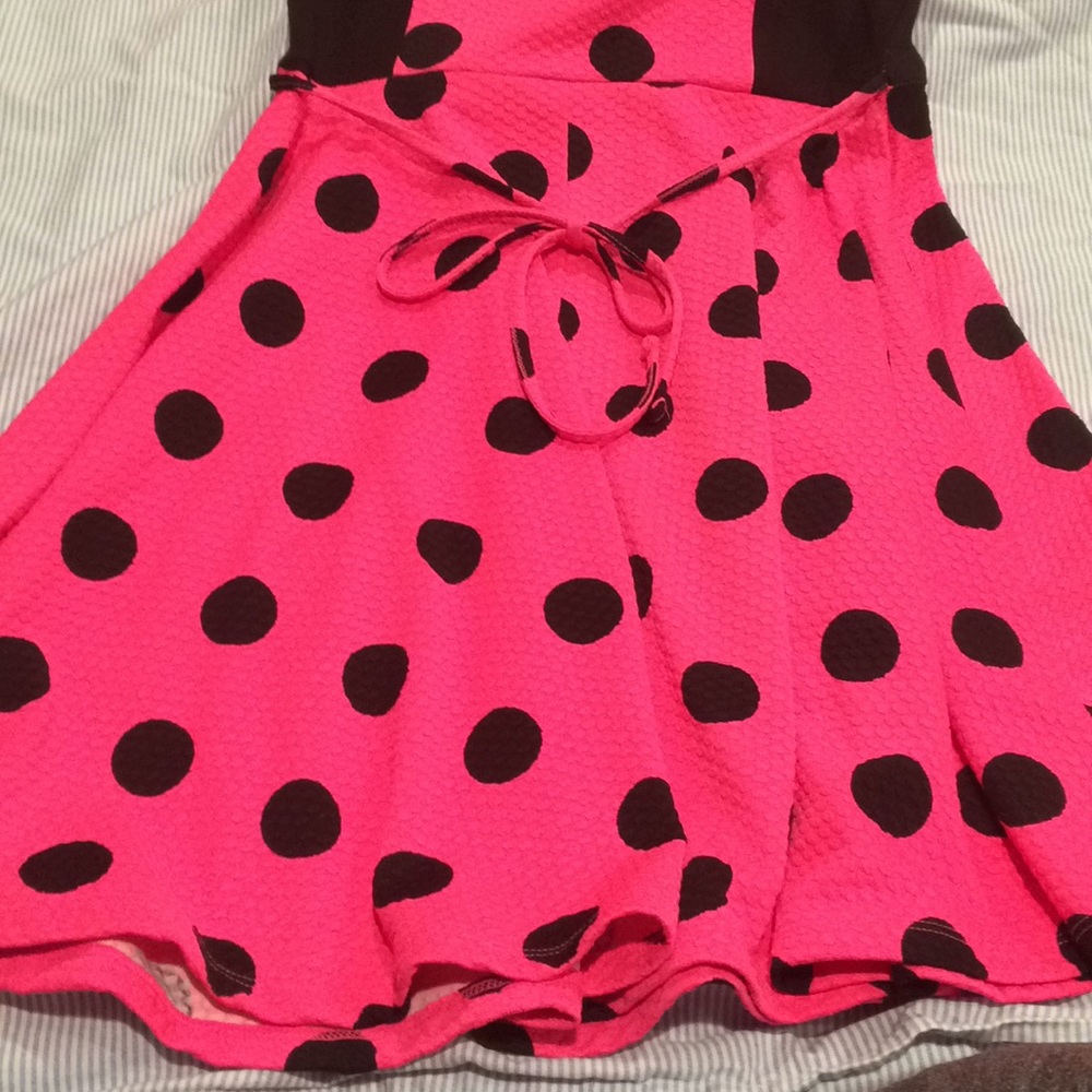 Dress - Picture 5 of 7